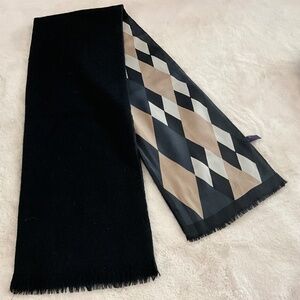 Weavers Workshop Oblong Argyle Print Scarf
